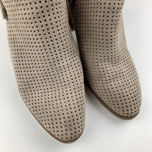 Franco Sarto Dale 2 Booties Ankle Boots Beige Suede Perforated Heeled Women's 7 - Picture 4 of 12